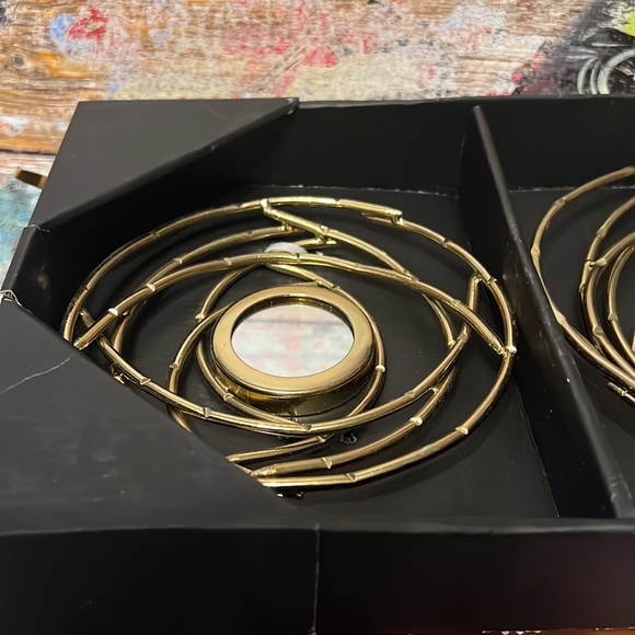 New Set 3 Handcrafted in India Gold-Tone Metal Mirrored “Bird Nests” Wall Decor - Picture 3 of 13